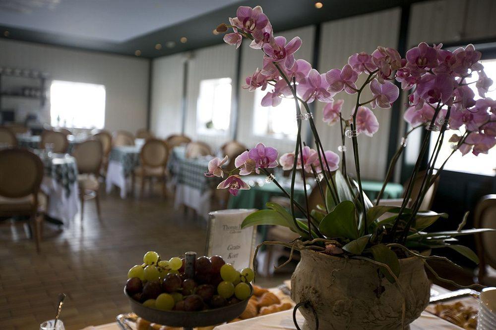 Munkebo Kro & Hotel Экстерьер фото