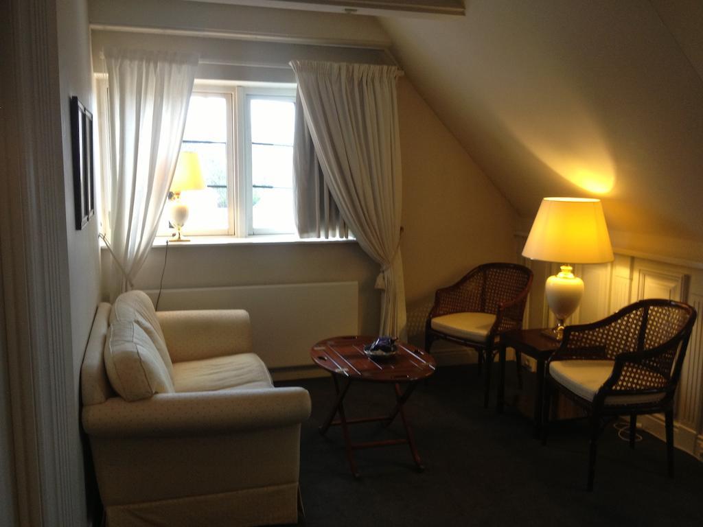 Munkebo Kro & Hotel Экстерьер фото